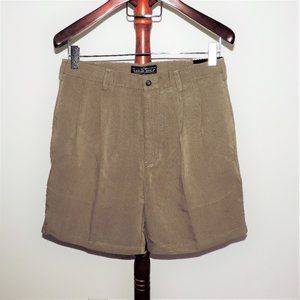 Natural Issue Ultra Feel gray pleated front shorts